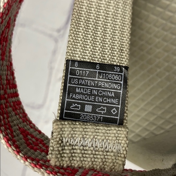 Size 8 chacos - Picture 7 of 7